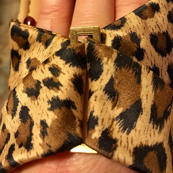 New Twist Leopard Print Slide - 6 1/2 - Picture 6 of 6